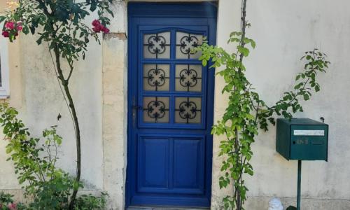 Petite maison de caractere