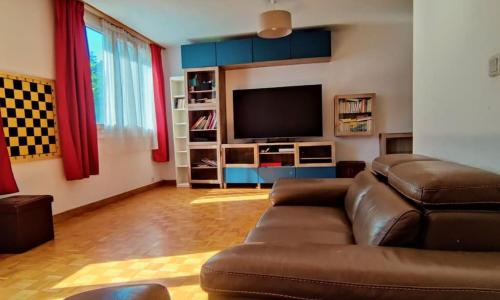 Spacious F5 Apartment of 92M2 Paris