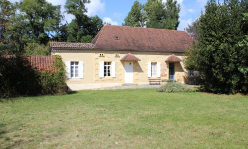 Gîte Cours-de-Pile, 4 pièces, 6 personnes - FR-1-616-233