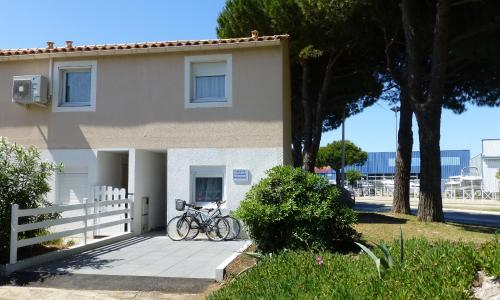 Maison tout confort Port Camargue LE GRAU DU ROI proche ESPIGUETTE