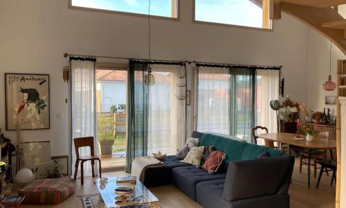 Belle villa neuve bioclimatique proche plages golf