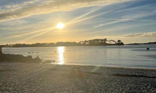 Bel appartement de bord de mer avec véranda