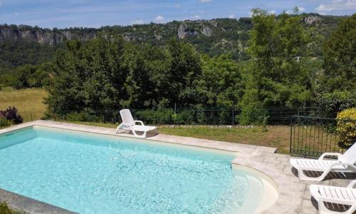 NIDDOUILLET,PISCINE ,VUE IMPRENABLE SUR VALLEE