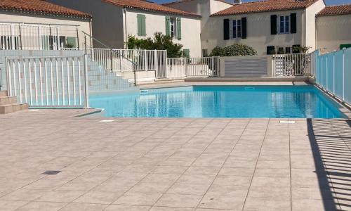 32 m2 apartment with swimming pool