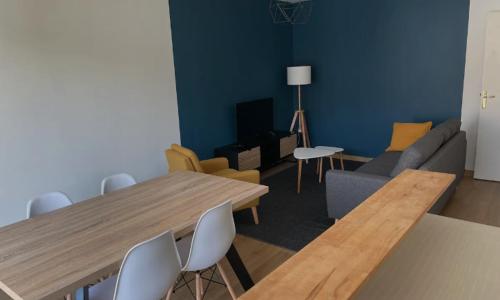 Appartement 2 chambres - 50m de la mer - parking