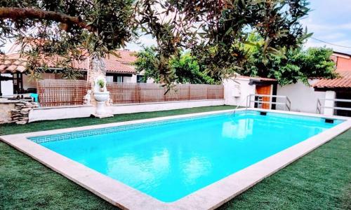 Villa au provençale avec grande piscine