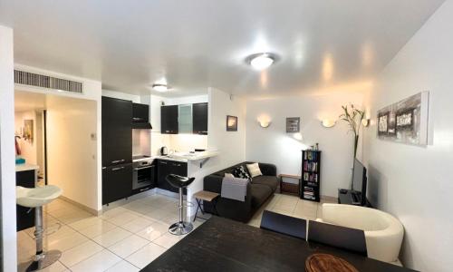 Sunlight Properties - Mirage - Central Nice with Parking and Terrace