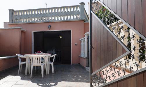 Bilocale vicinissimo al mare- COD 109