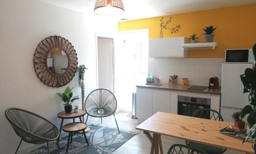 Cosy Studio* Duo* Wifi* 10 min de Blaye et de sa citadelle