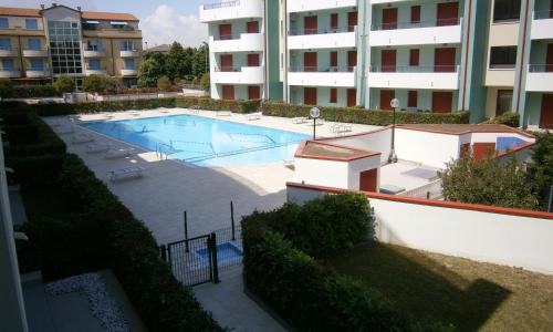 Residence Roberta con piscina - Agenzia Cocal