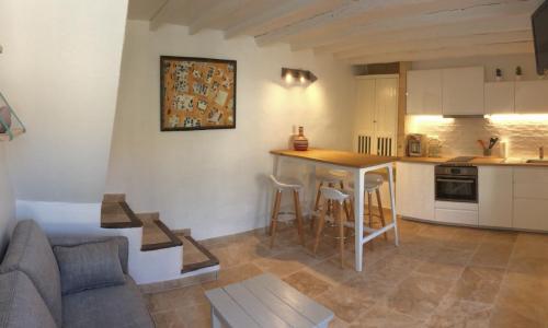 Au calme dans le centre avec terrasse et clim