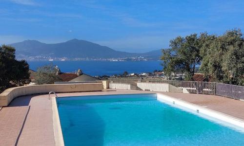 T3 climatisé vue mer piscine tennis