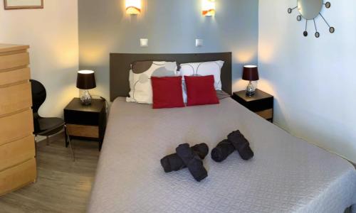 Le Rouge et Le Noir 45 m2 sur Coursives Gde Terrasse Port Nature Naturiste