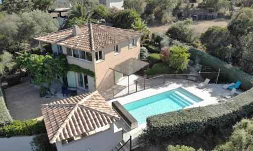 belle villa vue mer avec piscine chauffée 4 chambres - baccalocation