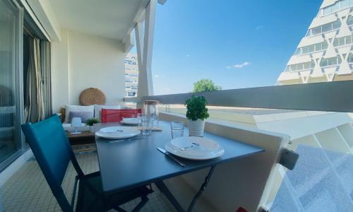 LE PETIT MARIN - Terrace in front of the sea