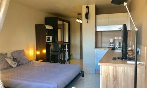 Studio 318, Port Vénus au village naturiste