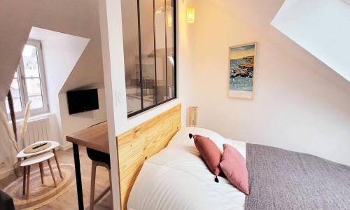 Appartement Lumineux Sous Les Toits Vannes Centre