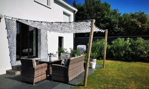 Maison ensoleillée, au calme, avec grand jardin végétalisé sans vis à vis