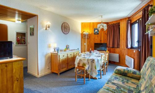 Apartment Ariane-3 by Interhome