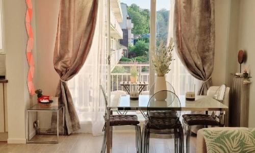 Aux portes de Paris / Studio Bord de Marne