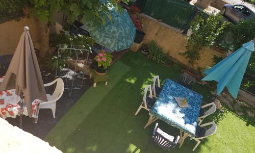 Maison au Pied du Pont du Gard