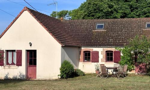 Gîte Toulon-sur-Allier, 3 pièces, 4 personnes - FR-1-489-463