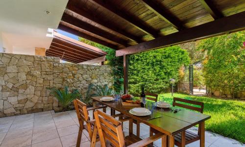 Villa Selvaggia by BarbarHouse