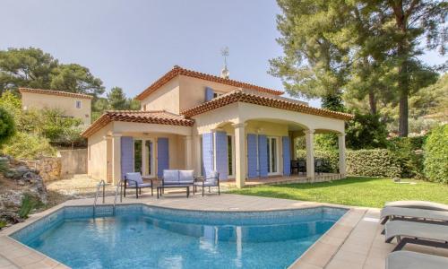 Villa Le Puit des Oliviers I by Interhome