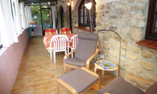 Maisonette rustique- pinède piscine