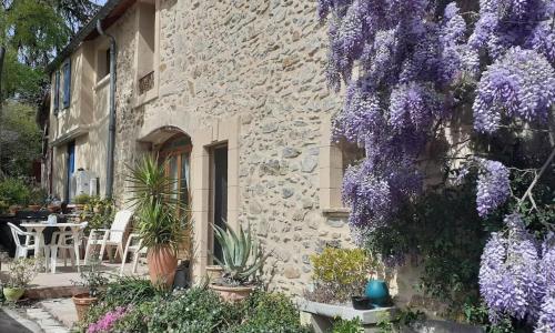 lac du salagou maison campagnarde mavi