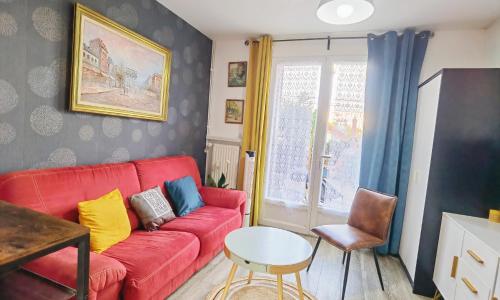 Comfortable house 20 min to Paris with garden and BBQ