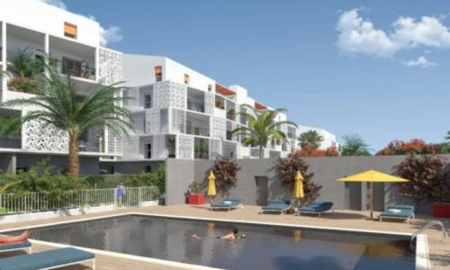 Air-conditioned flat with terrace garage and close to beaches