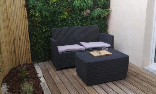 Studio zen au calme avec piscine partagée