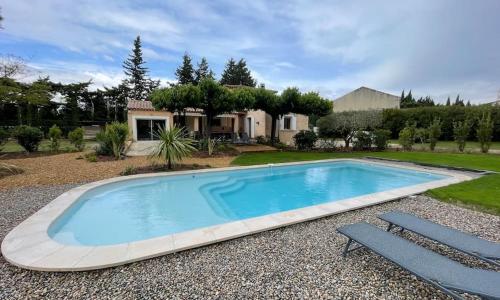 Villa au calme avec piscine chauffée