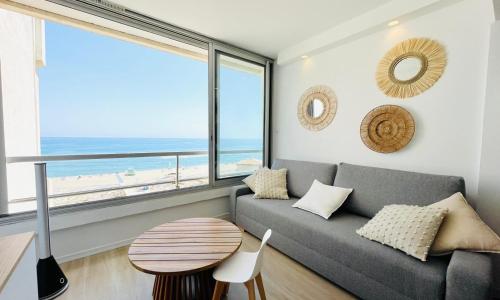 Studio FRONT DE MER rénové