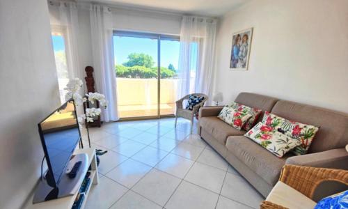 Luminous cocoon close to the beach - 3 mn walk