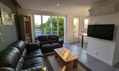 Welcome to the heart of La Chaume district