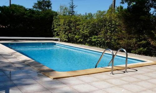 agréable mas au calme jusqu'à 11 pers. près d'Uzès