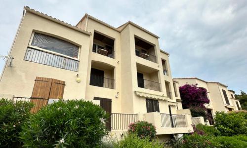 I Certali residence, boulevard pierre pasquini. Ile rousse, Corsica