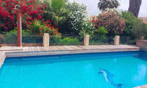 Villa à 10 mn de la plage 8 pers 4 ch clim grande piscine jacuzzi au Grau d'Agde