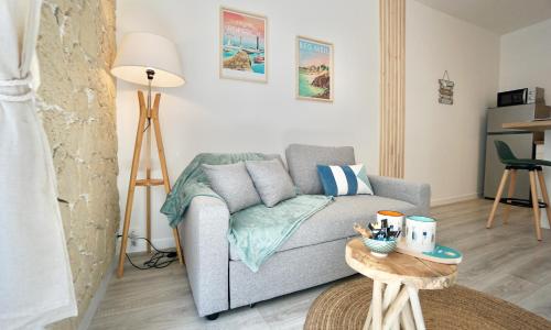 Evasion*hyper centre*