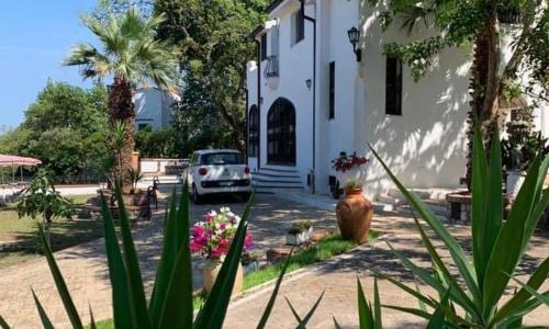 FONDAZIONE VILLA POINT ONLUS