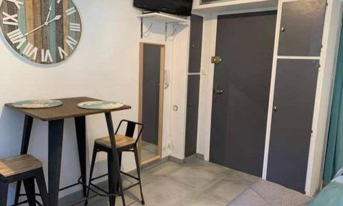 STUDIO MEUBLE 20 M2 RENOVE