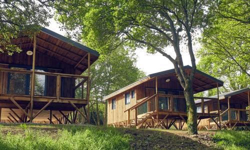 Le Jardin Saint Germain Lodges and Events