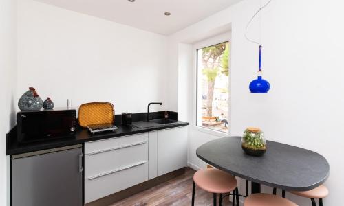 Haut de Vauban, au pied de Notre Dame de la Garde - T3 Climatisé