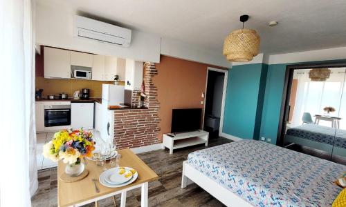 Cozy pearl with pool in Antibes