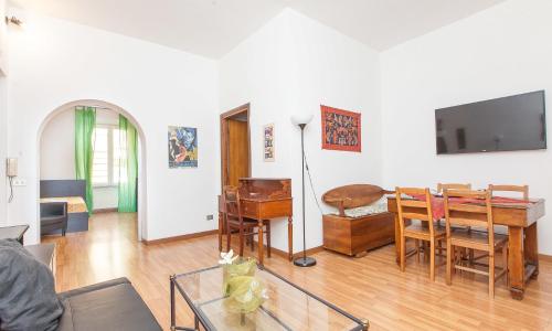 Rental in Rome Santini apartment