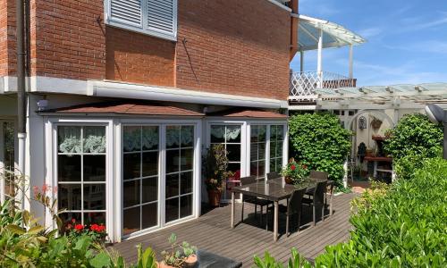 Maison Renée Viareggio