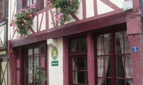 LA BOUILLOIRE, demeure historique et de caractère du 19è siècle.