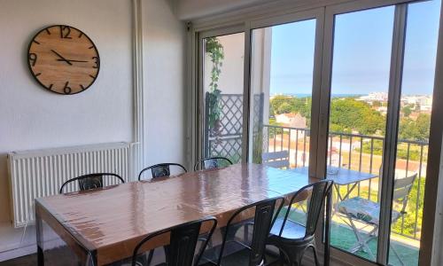 Nouveau: appartement vue mer proche plage et ports